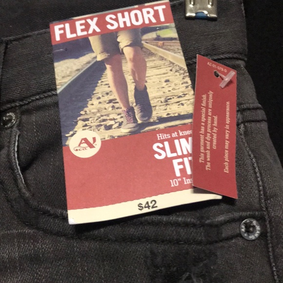 nwt black distressed arizona jean shorts - Picture 2 of 4